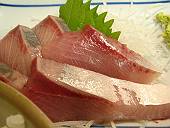 三洋食堂のワラサ刺身
