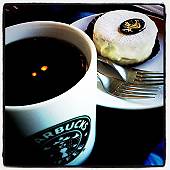 スタバでコーヒーブレイク(マウスオンで、ピタクロ・タッチ)
